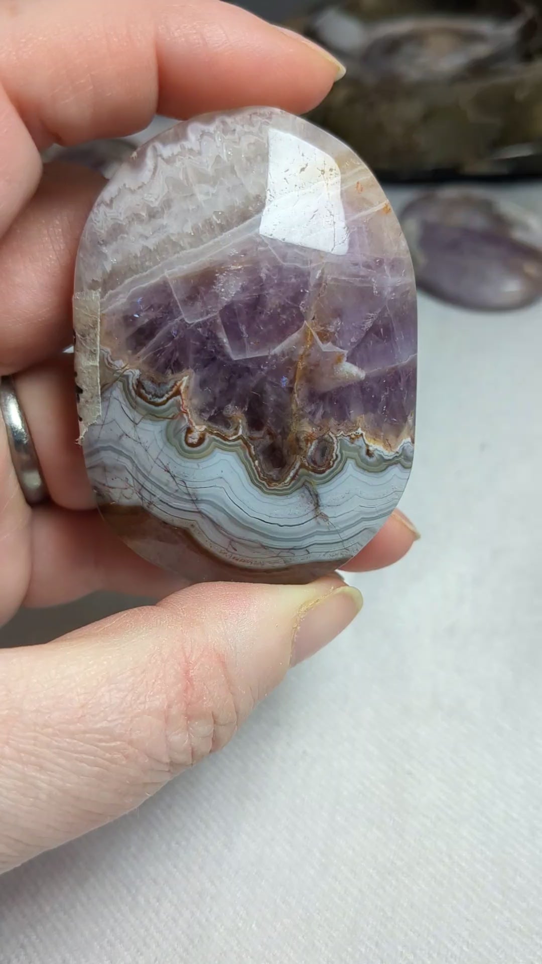 Amethyst agate palm stone B