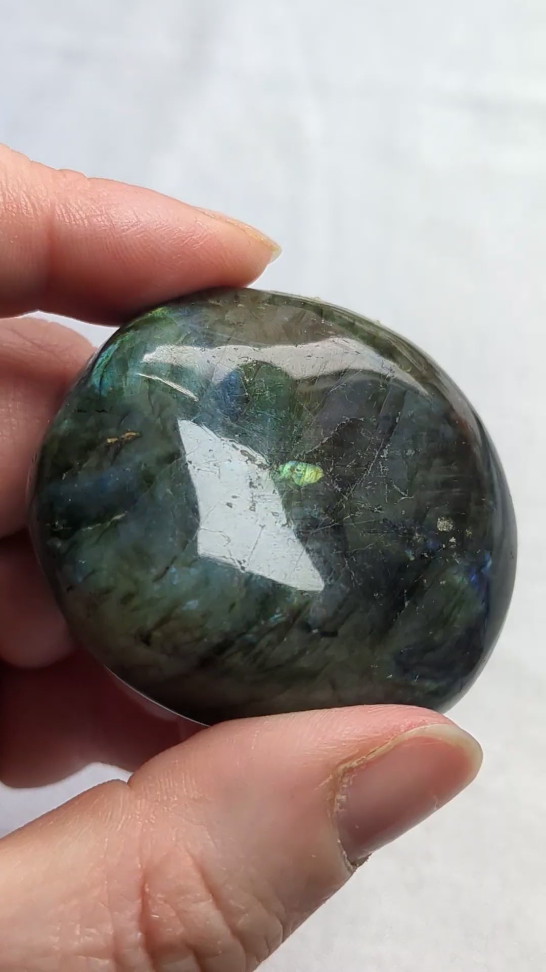 Labradorite palm stone B