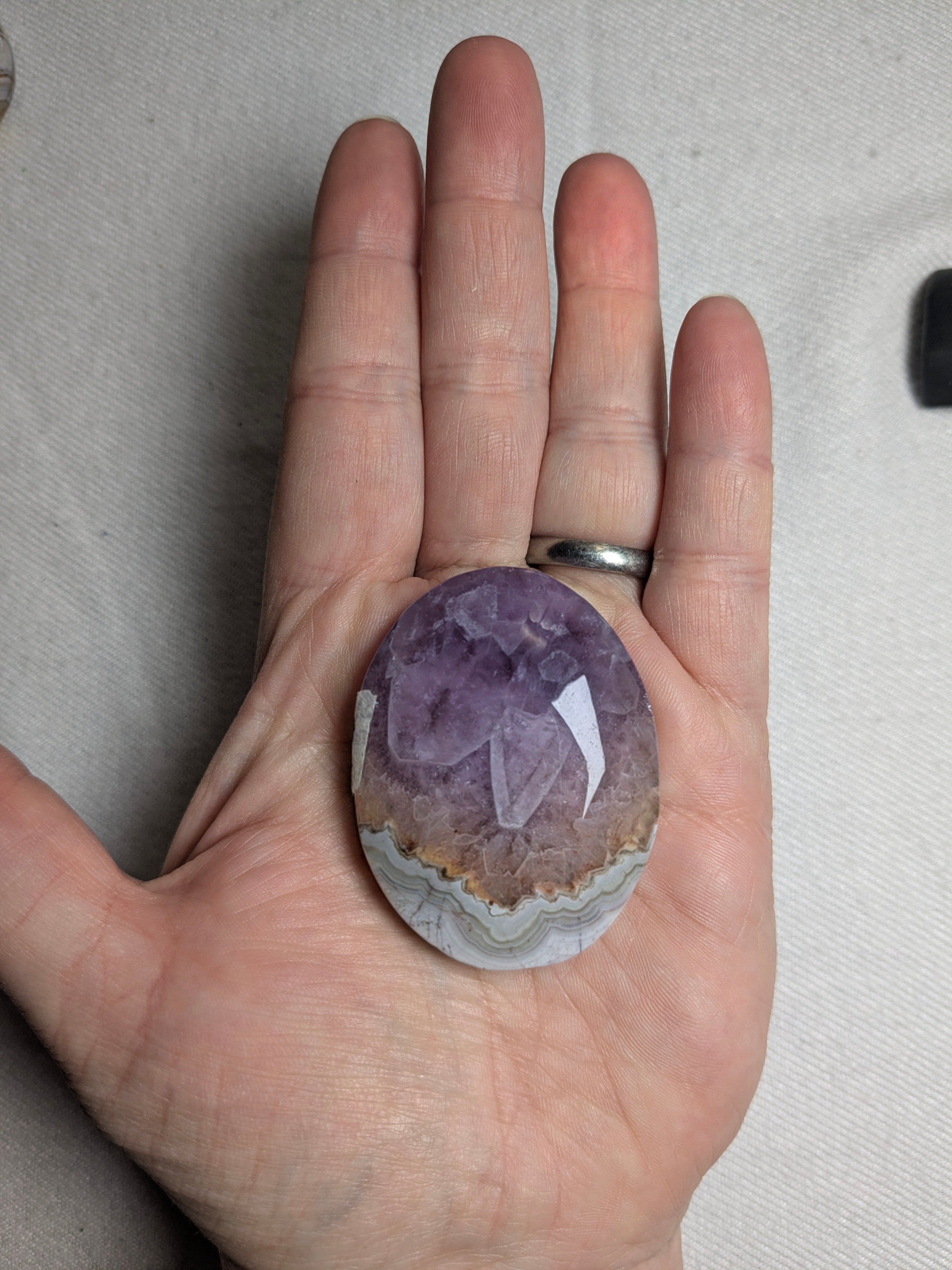 Amethyst agate palm stone C